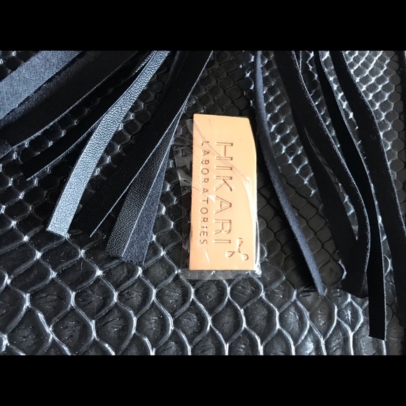 Black Clutch - Picture 2 of 4